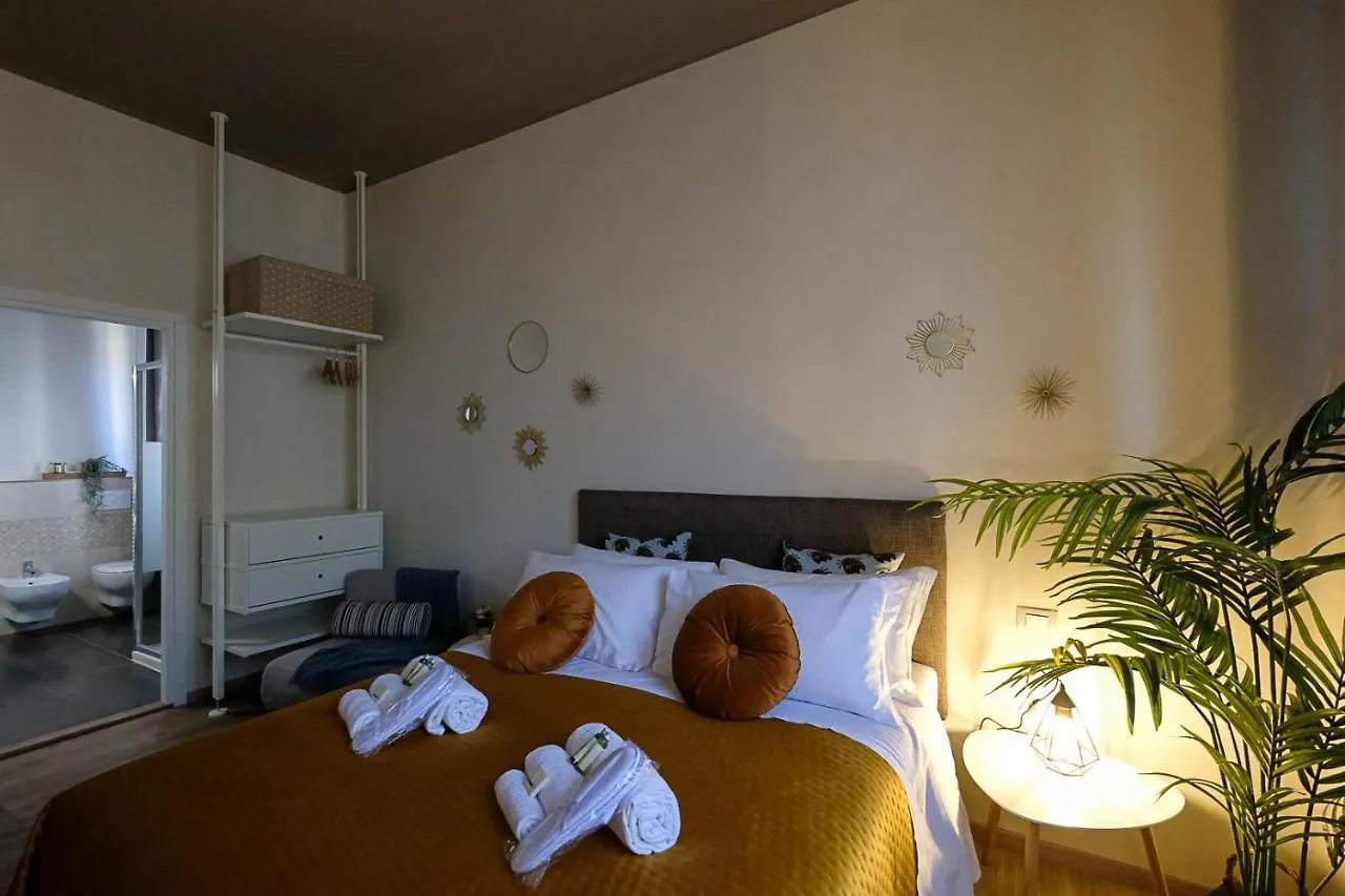 Verona Suites And Rooms Guest house