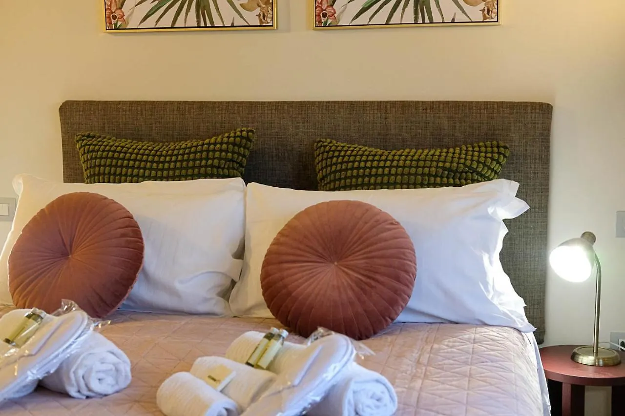 Guest house Verona Suites And Rooms Italy