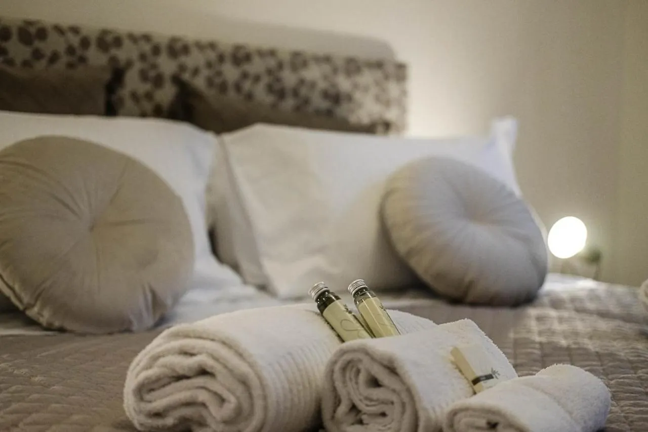 Guest house Verona Suites And Rooms