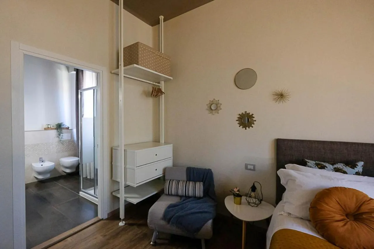 Verona Suites And Rooms 0*,  Italië