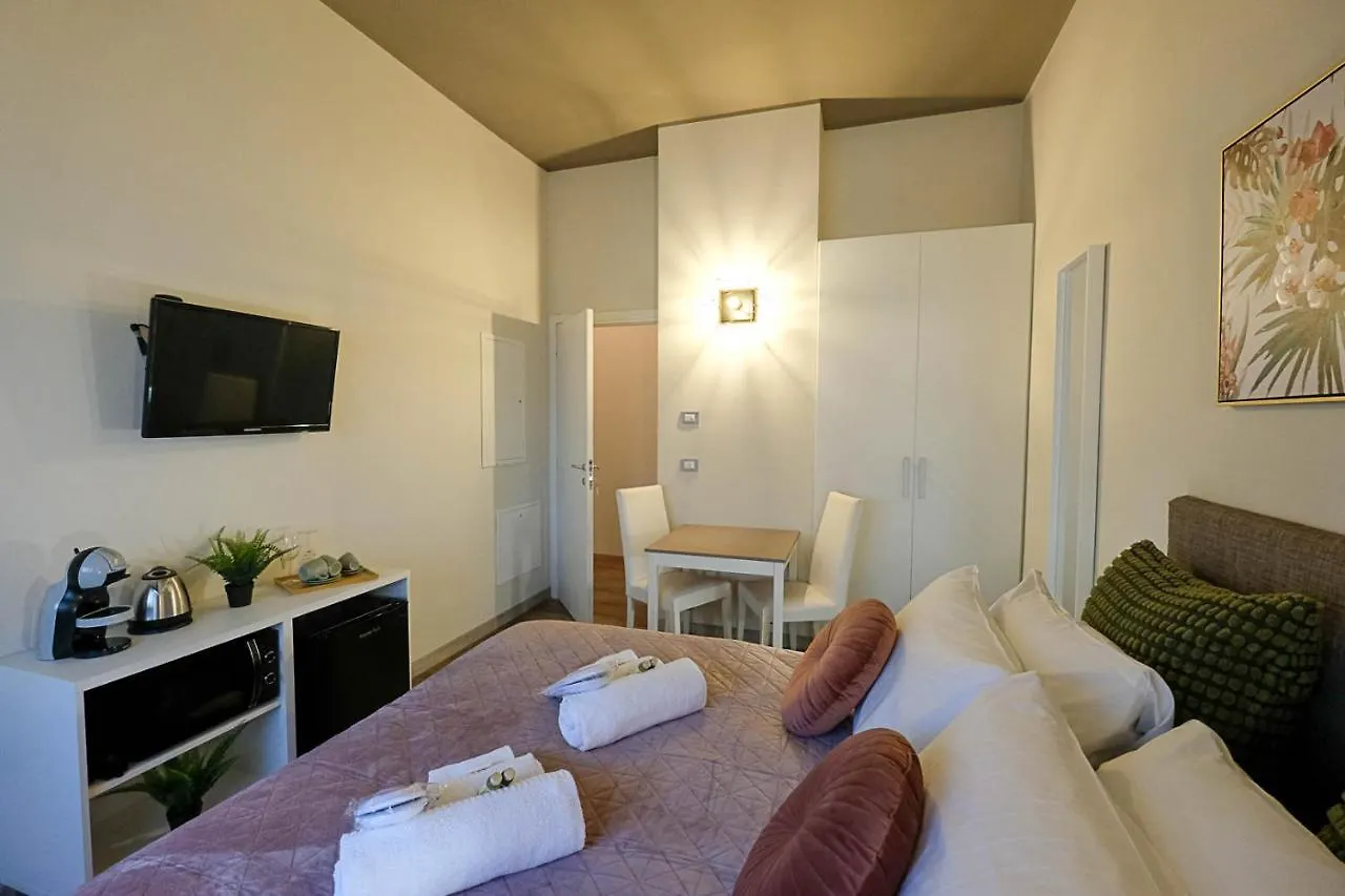 Verona Suites And Rooms