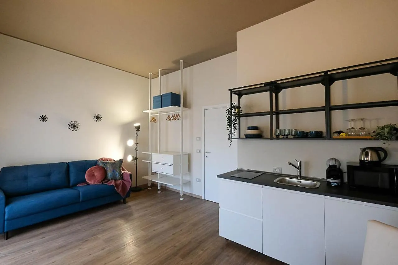 Guest house Verona Suites And Rooms Italy